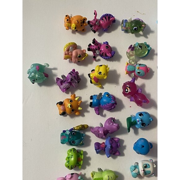 Lot 50+ Hatchanimals Mini Figures Adorable Animal Characters Fun Play Collecting - Picture 6 of 12